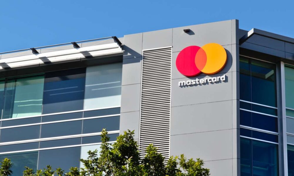 Mastercard Launches P2P Cryptocurrency Transfer Network – Can It Drive Bitcoin and XRP to New Highs?