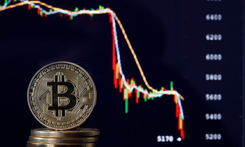 The Bitcoin price rally may be over, the token could fall almost 50%, says meteorologist