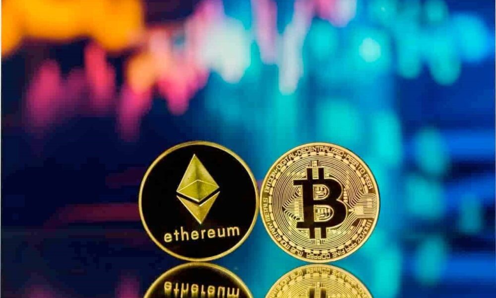 Altseason incoming? Ethereum reclaims key trend line against Bitcoin