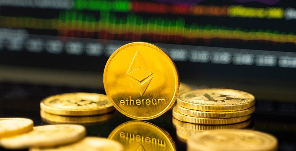 Bitcoin and Ethereum Funds Draw Another $185 Million Amid ETH ETF Hype