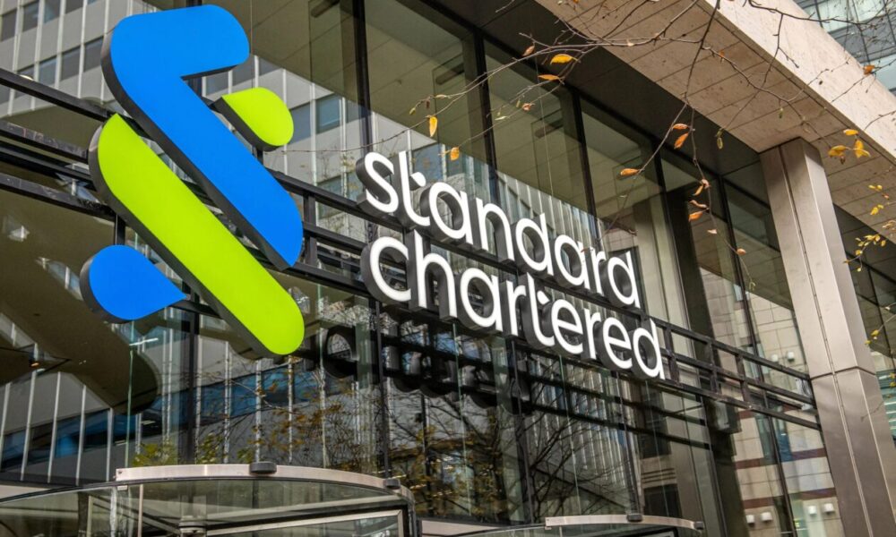 Standard Chartered enters the crypto trading arena